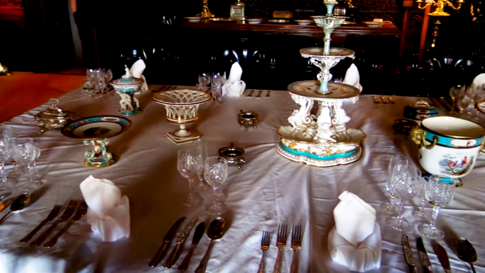 alt=interno castello"